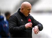 1 February 2024; France defence coach Shaun Edwards checks his watch during a France Rugby captain's run at the Stade Velodrome in Marseille, France. Photo by Harry Murphy/Sportsfile