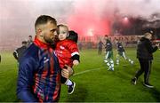 23 February 2024; Paddy Barrett of Shelbourne and his son Beau before the SSE Airtricity Men's Premier Division match between Shelbourne and Shamrock Rovers at Tolka Park in Dublin. Photo by Stephen McCarthy/Sportsfile