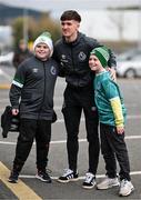 29 March 2024; Johnny Kenny of Shamrock Rovers poses for a photograph with Shamrock Rovers supporters Mason, left, and Jaxon Forde before the SSE Airtricity Men's Premier Division match between Shamrock Rovers and Bohemians at Tallaght Stadium in Dublin. Photo by Stephen McCarthy/Sportsfile