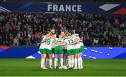 5 April 2024; Republic of Ireland players huddle before the UEFA Women's European Championship qualifying group A match between France and Republic of Ireland at Stade Saint-Symphorien in Metz, France. Photo by Stephen McCarthy/Sportsfile