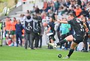 7 April 2024; Joe Simmonds of Section Paloise kicks a conversion during the Challenge Cup Round of 16 match between Section Paloise and Connacht at Stade du Hameau in Pau, France. Photo by Loic Cousin/Sportsfile