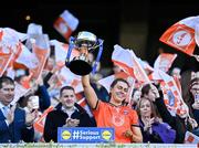 7 April 2024; Armagh captain Clodagh McCambridge lifts the cup after the Lidl LGFA National League Division 1 final match between Armagh and Kerry at Croke Park in Dublin. Photo by Stephen Marken/Sportsfile