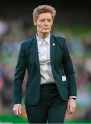 9 April 2024; Republic of Ireland head coach Eileen Gleeson wears a black armband, in memory of the late Kelly Healy, wife of Republic of Ireland assistant coach Colin Healy, before the UEFA Women's European Championship qualifying group A match between Republic of Ireland and England at Aviva Stadium in Dublin. Photo by Stephen McCarthy/Sportsfile