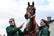 16 April 2024; Grooms Rachel Robins and Steven Cahill with I Am Maximus during the homecoming of Aintree Grand National winner I Am Maximus at Lord Bagenal Inn, Leighlinbridge in Carlow. Photo by Seb Daly/Sportsfile