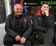 26 April 2024; Dundalk manager Noel King, right, and coach Brian Gartland, right, before the SSE Airtricity Men's Premier Division match between Dundalk and Bohemians at Oriel Park in Dundalk, Louth. Photo by Stephen McCarthy/Sportsfile
