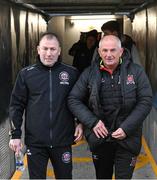 26 April 2024; Dundalk manager Noel King, right, and Bohemians manager Alan Reynolds before the SSE Airtricity Men's Premier Division match between Dundalk and Bohemians at Oriel Park in Dundalk, Louth. Photo by Stephen McCarthy/Sportsfile