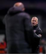 26 April 2024; Bohemians manager Alan Reynolds looks towards Dundalk manager Noel King during the SSE Airtricity Men's Premier Division match between Dundalk and Bohemians at Oriel Park in Dundalk, Louth. Photo by Stephen McCarthy/Sportsfile