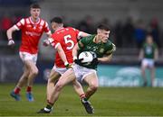 29 April 2024; Charlie O'Connor of Meath gets away from Tadhg McDonnell of Louth during the EirGrid Leinster GAA Football U20 Championship Final match between Meath and Louth at Parnell Park in Dublin. Photo by Piaras Ó Mídheach/Sportsfile