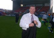 29 July 2004; Newly appointed Dublin City FC manager Roddy Collins makes his way to the dugout before the game. eircom League, Premier Division, Dublin City v St. Patrick's Athletic, Tolka Park, Dublin. Picture credit; Brian Lawless / SPORTSFILE