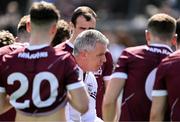 5 May 2024; Galway manager Padraic Joyce speaks to his players ahead of the Connacht GAA Football Senior Championship final match between Galway and Mayo at Pearse Stadium in Galway. Photo by Daire Brennan/Sportsfile