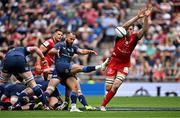 25 May 2024; Jamison Gibson-Park of Leinster in action against Thibaud Flament of Toulouse during the Investec Champions Cup final between Leinster and Toulouse at the Tottenham Hotspur Stadium in London, England. Photo by Sam Barnes/Sportsfile