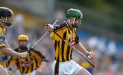 31 July 2004; Henry Shefflin, Kilkenny, in action against Frank Lohan, Clare. Guinness All-Ireland Hurling Championship Quarter Final Replay, Clare v Kilkenny, Semple Stadium, Thurles, Co. Tipperary. Picture credit; Brendan Moran / SPORTSFILE