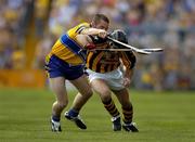 31 July 2004; DJ Carey, Kilkenny, in action against David Hoey, Clare. Guinness All-Ireland Hurling Championship Quarter Final Replay, Clare v Kilkenny, Semple Stadium, Thurles, Co. Tipperary. Picture credit; Brendan Moran / SPORTSFILE
