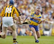31 July 2004; Colin Lynch, Clare, in action against Kilkenny. Guinness All-Ireland Hurling Championship Quarter Final Replay, Clare v Kilkenny, Semple Stadium, Thurles, Co. Tipperary. Picture credit; Brendan Moran / SPORTSFILE