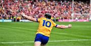 21 July 2024; Clare captain Tony Kelly celebrates after his side's victory in the GAA Hurling All-Ireland Senior Championship Final between Clare and Cork at Croke Park in Dublin. Photo by Piaras Ó Mídheach/Sportsfile