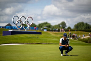 7 August 2024; Perrine Delacour of Team France lines up a putt on the 18th green during round one of the women's individual strokeplay at Le Golf National during the 2024 Paris Summer Olympic Games in Paris, France. Photo by Brendan Moran/Sportsfile