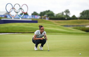 7 August 2024; Georgia Hall of Team Great Britain lines-up a putt on the eighteenth green during round one of the women's individual strokeplay at Le Golf National during the 2024 Paris Summer Olympic Games in Paris, France. Photo by Brendan Moran/Sportsfile