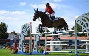 14 August 2024; Laura Kraut of USA competing on Tres Bien Z in the Minerva Stakes during the Dublin Horse Show 2024 at the RDS in Dublin. Photo by Shauna Clinton/Sportsfile