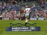 14 August 2004; Westmeath goalkeeper Gary Connaughton makes his way to the bench for the team photo. Bank of Ireland Senior Football Championship Quarter-Final, Westmeath v Derry, Croke Park, Dublin. Picture credit; Ray McManus / SPORTSFILE