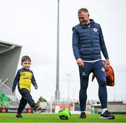 6 October 2024; Shelbourne's Aiden O'Brien with his son Mariano, age two, before the SSE Airtricity Men's Premier Division match between Shamrock Rovers and Shelbourne at Tallaght Stadium in Dublin. Photo by Seb Daly/Sportsfile