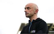6 October 2024; Referee Neil Doyle before the SSE Airtricity Men's Premier Division match between Shamrock Rovers and Shelbourne at Tallaght Stadium in Dublin. Photo by Seb Daly/Sportsfile