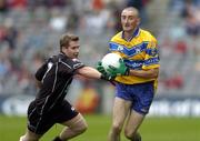 22 August 2004; Denis Russell, Clare, in action against Karl O'Neill, Sligo. Tommy Murphy Cup Final, Clare v Sligo, Croke Park, Dublin. Picture credit; Matt Browne / SPORTSFILE