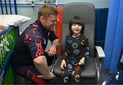 23 December 2024; Shelbourne manager Damien Duff with John Paul Mullins, age 5, during a visit to CHI at Temple Street in Dublin. Photo by David Fitzgerald/Sportsfile