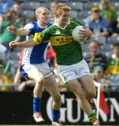 29 August 2004; Daniel Doyle, Kerry, in action against Shane O'Neill, Laois. All-Ireland Minor Football Championship Semi-Final, Kerry v Laois, Croke Park, Dublin. Picture credit; Ray McManus / SPORTSFILE