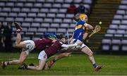 26 January 2025; Andy Ormond of Tipperary in action against Jack Grealish, left, and Seán Murphy of Galway during the Allianz Hurling League Division 1A match between Galway and Tipperary at Pearse Stadium in Galway. Photo by Sam Barnes/Sportsfile
