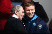 3 March 2025; Former St Patrick's Athletic manager Brian Kerr and Jamie Lennon before the SSE Airtricity Men's Premier Division match between St Patrick's Athletic and Derry City at Richmond Park in Dublin. Photo by Stephen McCarthy/Sportsfile