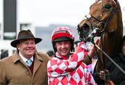 11 March 2025: Trainer Nickey Henderson, lef,t and jockey Nico de Boinville, with Jango Baie, after winning the The My Pension Expert Arkle Novices’ Chase on day one of the Cheltenham Racing Festival at Prestbury Park in Cheltenham, England. Photo by David Fitzgerald/Sportsfile