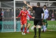 14 March 2025; Sean Boyd of Shelbourne remonstrates with referee Robert Harvey during the SSE Airtricity Men's Premier Division match between Shelbourne and Cork City at Tolka Park in Dublin. Photo by Sam Barnes/Sportsfile