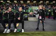 23 March 2025; Special guest Freddie Munnelly, right, with Republic of Ireland head coach Heimir Hallgrimsson, second from right, before the UEFA Nations League B/C Play-off 2nd Leg match between Republic of Ireland and Bulgaria at the Aviva Stadium in Dublin.  Photo by Stephen McCarthy/Sportsfile