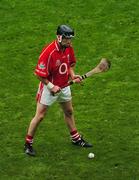12 September 2004; Ben O'Connor, Cork, prepares to take a free. Guinness All-Ireland Senior Hurling Championship Final, Cork v Kilkenny, Croke Park, Dublin. Picture credit; Pat Murphy / SPORTSFILE *** Local Caption *** Any photograph taken by SPORTSFILE during, or in connection with, the 2004 Guinness All-Ireland Hurling Final which displays GAA logos or contains an image or part of an image of any GAA intellectual property, or, which contains images of a GAA player/players in their playing uniforms, may only be used for editorial and non-advertising purposes.  Use of photographs for advertising, as posters or for purchase separately is strictly prohibited unless prior written approval has been obtained from the Gaelic Athletic Association.