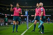 19 April 2025; Referee Gianluca Gnecchi, left, before awarding a penalty try to Leinster after a TMO review during the United Rugby Championship match between Leinster and Ulster at the Aviva Stadium in Dublin. Photo by Sam Barnes/Sportsfile