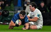 19 April 2025; Dan Sheehan of Leinster scores his side's fifth try despite the efforts of Tom Stewart of Ulster during the United Rugby Championship match between Leinster and Ulster at the Aviva Stadium in Dublin. Photo by Sam Barnes/Sportsfile