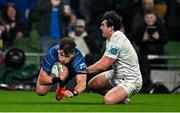 19 April 2025; Dan Sheehan of Leinster scores his side's fifth try despite the efforts of Tom Stewart of Ulster during the United Rugby Championship match between Leinster and Ulster at the Aviva Stadium in Dublin. Photo by Sam Barnes/Sportsfile