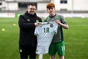 24 April 2025; Republic of Ireland head coach Derek O'Brien with Sam Neville of Republic of Ireland before the Centenary Shield match between Republic of Ireland and England at Athlone Town Stadium in Lissywollen, Westmeath. Photo by Ben McShane/Sportsfile