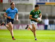 27 April 2025; Ciarán Caulfield of Meath races clear of Peadar Ó Cofaigh Byrne of Dublin during the Leinster GAA Football Senior Championship semi-final match between Dublin and Meath at Laois Hire O'Moore Park in Portlaoise, Laois. Photo by Ray McManus/Sportsfile