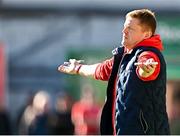 5 May 2025; Shelbourne manager Damien Duff reacts during the SSE Airtricity Men's Premier Division match between Shelbourne and Waterford at Tolka Park in Dublin. Photo by Seb Daly/Sportsfile