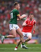11 May 2025; Ruairí Kinsella of Meath in action against Conall McKeever of Louth during the Leinster GAA Football Senior Championship final match between Louth and Meath at Croke Park in Dublin. Photo by Piaras Ó Mídheach/Sportsfile