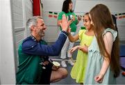 12 May 2025; Olympian Thomas Barr with students from St Laurence's Catholic National School during the Dare to Believe Olympic Schools Programme at St Laurence's Catholic National School in Kildare. Photo by David Fitzgerald/Sportsfile