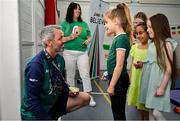 12 May 2025; Olympian Thomas Barr with students from St Laurence's Catholic National School during the Dare to Believe Olympic Schools Programme at St Laurence's Catholic National School in Kildare. Photo by David Fitzgerald/Sportsfile
