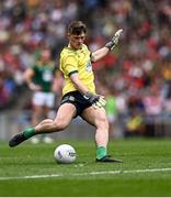 11 May 2025; Meath goalkeeper Billy Hogan scores a two-pointer from a free during the Leinster GAA Football Senior Championship final match between Louth and Meath at Croke Park in Dublin. Photo by Piaras Ó Mídheach/Sportsfile