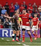 16 May 2025; Peter O'Mahony of Munster waves as he leaves the pitch upon being substituted during the United Rugby Championship match between Munster and Benetton at Virgin Media Park in Cork. Photo by Brendan Moran/Sportsfile