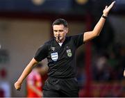 19 May 2025; Referee Rob Hennessy during the SSE Airtricity Men's Premier Division match between Shelbourne and Drogheda United at Tolka Park in Dublin. Photo by Sam Barnes/Sportsfile