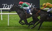 24 May 2025; Apercu, 8, with Billy Lee up, on their way to winning the Tulfarris Hotel And Golf Resort Handicap, from second place Cloud Seeker, behind, with Andrew Joseph Slattery up, during day two of the Tattersalls Irish Guineas Festival at The Curragh Racecourse in Kildare. Photo by Seb Daly/Sportsfile