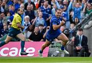 31 May 2025; James Lowe of Leinster on his way to scoring his side's first try during the United Rugby Championship quarter-final match between Leinster and Scarlets at the Aviva Stadium in Dublin. Photo by Seb Daly/Sportsfile