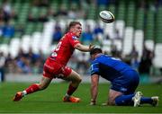 31 May 2025; Sam Costelow of Scarlets collects a loose ball during the United Rugby Championship quarter-final match between Leinster and Scarlets at the Aviva Stadium in Dublin. Photo by Brendan Moran/Sportsfile