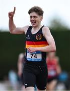 31 May 2025; Harry McKenzie of Enniskillen Royal GS, Fermanagh, celebrates winning the Inter Boys 3000m during the 123.ie All-Ireland Schools Track and Field Championships at Tullamore Harriers Athletics Club in Offaly. Photo by Shauna Clinton/Sportsfile